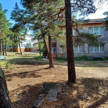 Гостевой Пансионат "Советский Союз" У Ербола Shchūchīnsk Buitenkant foto